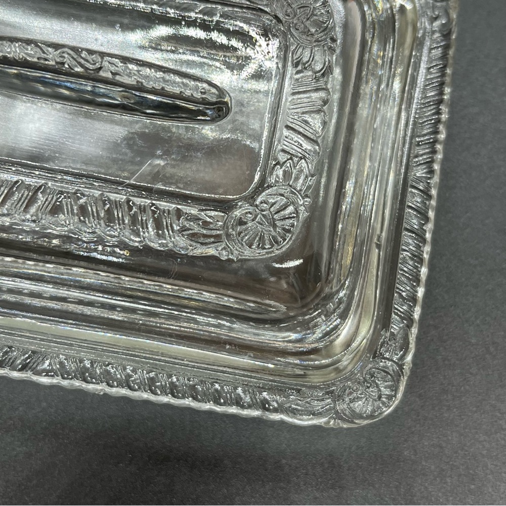 Sweet Vintage Covered Glass Trinket Dish - Picture 3 of 6